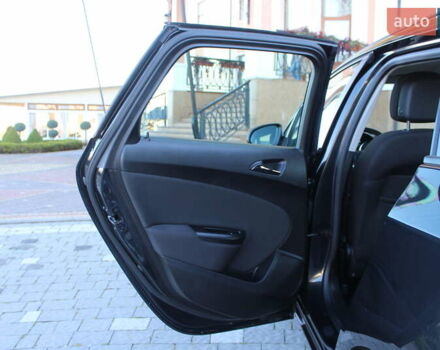 Черный Опель Астра, объемом двигателя 1.6 л и пробегом 205 тыс. км за 7790 $, фото 85 на Automoto.ua