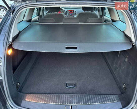 Опель Астра 2015 у Дрогобичі на Automoto.ua Чорний Опель Астра, об'ємом двигуна 1.6 л та пробігом 196 тис. км за 8550 $, фото 65 на Automoto.ua