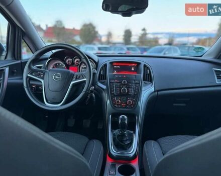 Чорний Опель Астра, об'ємом двигуна 1.6 л та пробігом 206 тис. км за 8950 $, фото 61 на Automoto.ua