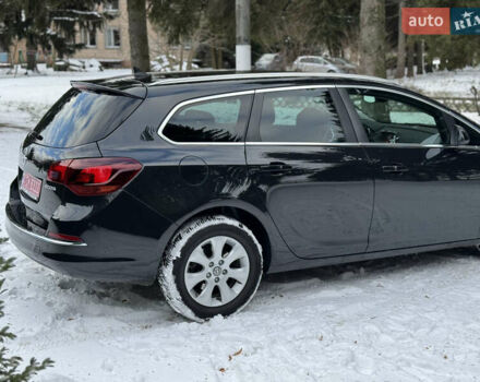 Черный Опель Астра, объемом двигателя 1.6 л и пробегом 220 тыс. км за 9200 $, фото 6 на Automoto.ua