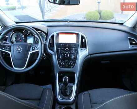 Чорний Опель Астра, об'ємом двигуна 1.6 л та пробігом 205 тис. км за 8390 $, фото 102 на Automoto.ua