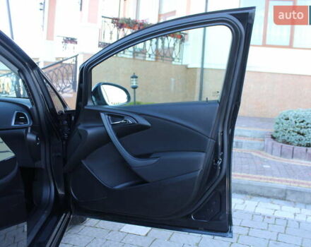 Черный Опель Астра, объемом двигателя 1.6 л и пробегом 205 тыс. км за 7790 $, фото 101 на Automoto.ua