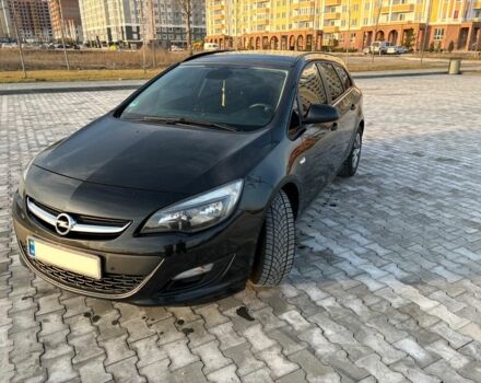 Черный Опель Астра, объемом двигателя 1.6 л и пробегом 290 тыс. км за 8700 $, фото 4 на Automoto.ua