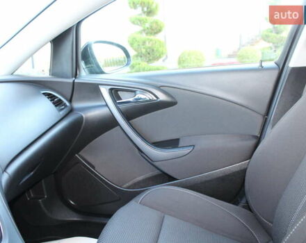 Черный Опель Астра, объемом двигателя 1.6 л и пробегом 205 тыс. км за 8290 $, фото 65 на Automoto.ua