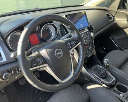 Черный Опель Астра, объемом двигателя 1.6 л и пробегом 280 тыс. км за 7950 $, фото 5 на Automoto.ua