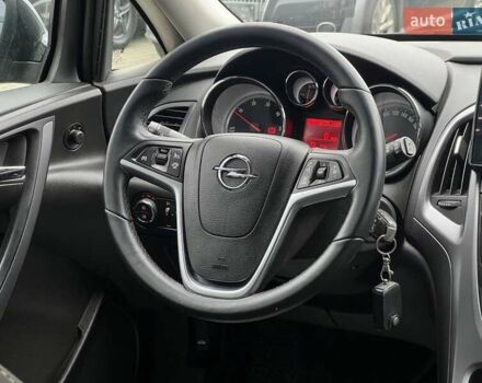 Черный Опель Астра, объемом двигателя 1.6 л и пробегом 145 тыс. км за 9600 $, фото 11 на Automoto.ua