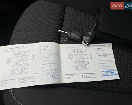 Черный Опель Астра, объемом двигателя 1.6 л и пробегом 243 тыс. км за 10350 $, фото 52 на Automoto.ua