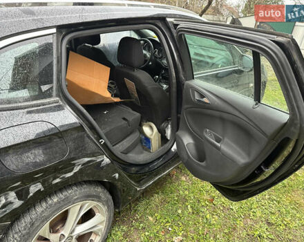 Черный Опель Астра, объемом двигателя 1.6 л и пробегом 250 тыс. км за 3200 $, фото 6 на Automoto.ua