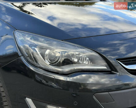 Черный Опель Астра, объемом двигателя 1.6 л и пробегом 220 тыс. км за 9900 $, фото 12 на Automoto.ua