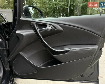 Черный Опель Астра, объемом двигателя 1.6 л и пробегом 243 тыс. км за 10350 $, фото 49 на Automoto.ua