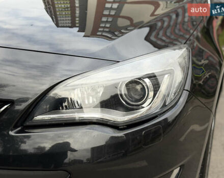 Черный Опель Астра, объемом двигателя 1.6 л и пробегом 243 тыс. км за 10350 $, фото 13 на Automoto.ua