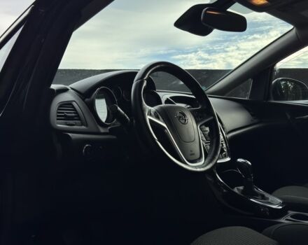 Черный Опель Астра, объемом двигателя 1.6 л и пробегом 156 тыс. км за 9300 $, фото 3 на Automoto.ua