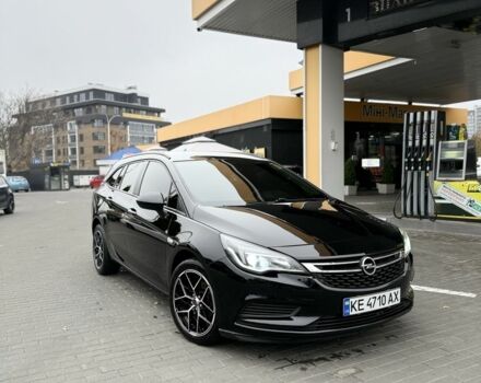 Черный Опель Астра, объемом двигателя 1.6 л и пробегом 190 тыс. км за 10600 $, фото 7 на Automoto.ua