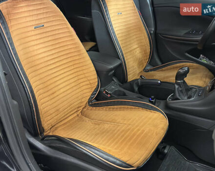 Черный Опель Астра, объемом двигателя 1.6 л и пробегом 227 тыс. км за 11779 $, фото 11 на Automoto.ua