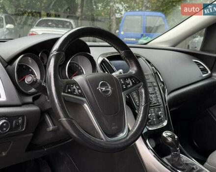 Черный Опель Астра, объемом двигателя 1.6 л и пробегом 243 тыс. км за 10350 $, фото 16 на Automoto.ua