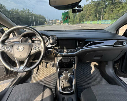 Черный Опель Астра, объемом двигателя 1.6 л и пробегом 307 тыс. км за 9600 $, фото 11 на Automoto.ua