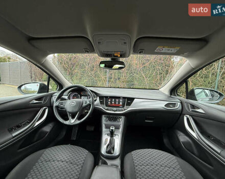 Чорний Опель Астра, об'ємом двигуна 1.6 л та пробігом 196 тис. км за 10999 $, фото 4 на Automoto.ua