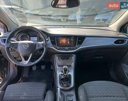 Черный Опель Астра, объемом двигателя 1.6 л и пробегом 209 тыс. км за 10990 $, фото 30 на Automoto.ua