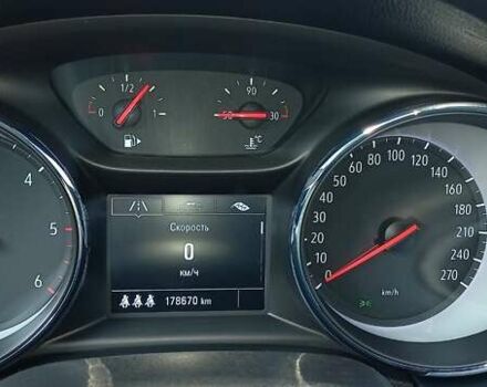 Черный Опель Астра, объемом двигателя 1.6 л и пробегом 178 тыс. км за 10500 $, фото 9 на Automoto.ua