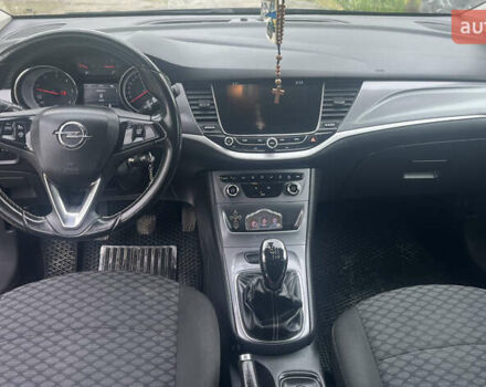 Чорний Опель Астра, об'ємом двигуна 1.6 л та пробігом 242 тис. км за 8400 $, фото 10 на Automoto.ua