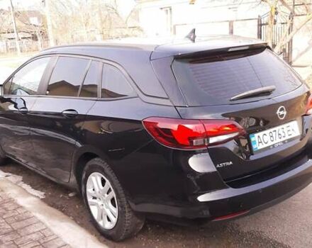Черный Опель Астра, объемом двигателя 1.6 л и пробегом 178 тыс. км за 10500 $, фото 4 на Automoto.ua
