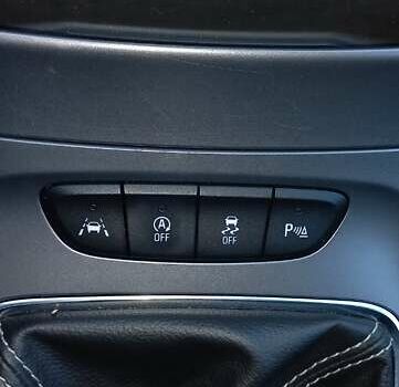 Черный Опель Астра, объемом двигателя 1.6 л и пробегом 178 тыс. км за 10500 $, фото 14 на Automoto.ua