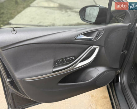 Черный Опель Астра, объемом двигателя 1.6 л и пробегом 173 тыс. км за 12000 $, фото 7 на Automoto.ua