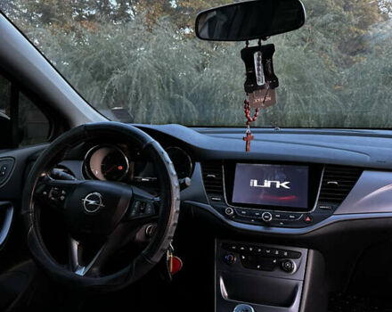 Черный Опель Астра, объемом двигателя 1.6 л и пробегом 263 тыс. км за 10999 $, фото 13 на Automoto.ua