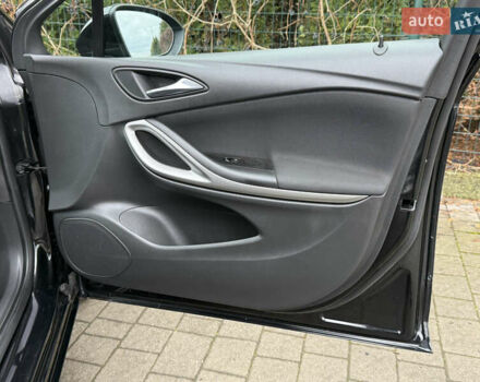 Чорний Опель Астра, об'ємом двигуна 1.6 л та пробігом 196 тис. км за 10999 $, фото 32 на Automoto.ua