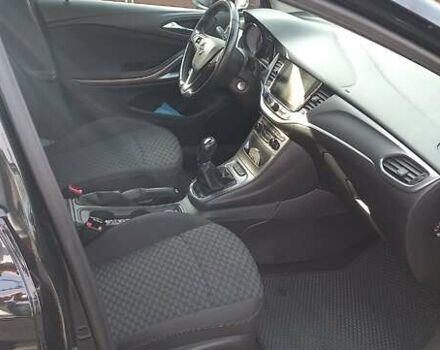 Черный Опель Астра, объемом двигателя 1.6 л и пробегом 178 тыс. км за 10500 $, фото 11 на Automoto.ua