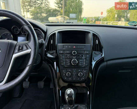 Черный Опель Астра, объемом двигателя 1.6 л и пробегом 225 тыс. км за 9800 $, фото 26 на Automoto.ua