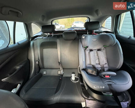 Черный Опель Астра, объемом двигателя 1.6 л и пробегом 142 тыс. км за 12000 $, фото 15 на Automoto.ua