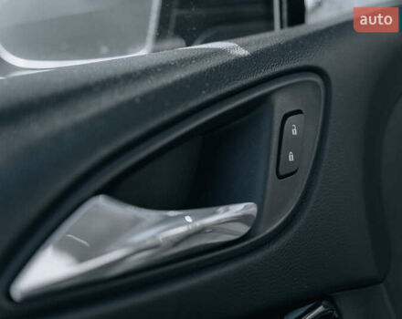 Чорний Опель Астра, об'ємом двигуна 1.6 л та пробігом 222 тис. км за 13000 $, фото 25 на Automoto.ua