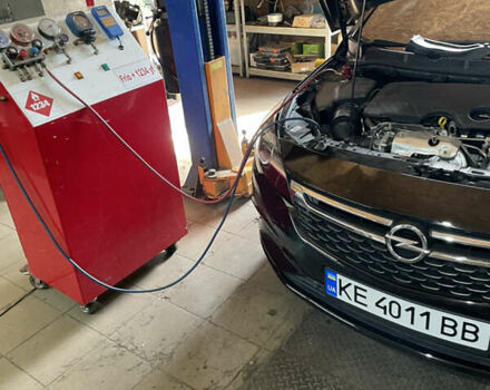 Черный Опель Астра, объемом двигателя 1.6 л и пробегом 119 тыс. км за 12900 $, фото 19 на Automoto.ua