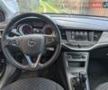 Черный Опель Астра, объемом двигателя 1.5 л и пробегом 108 тыс. км за 12000 $, фото 12 на Automoto.ua