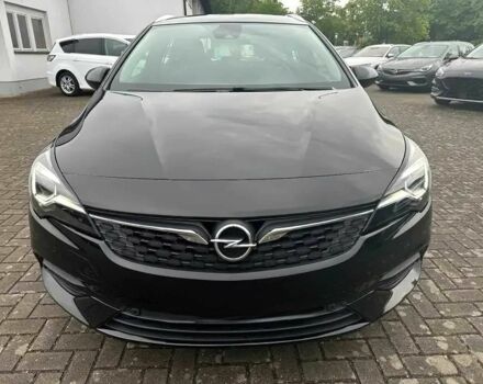 Черный Опель Астра, объемом двигателя 1.5 л и пробегом 22 тыс. км за 11000 $, фото 1 на Automoto.ua