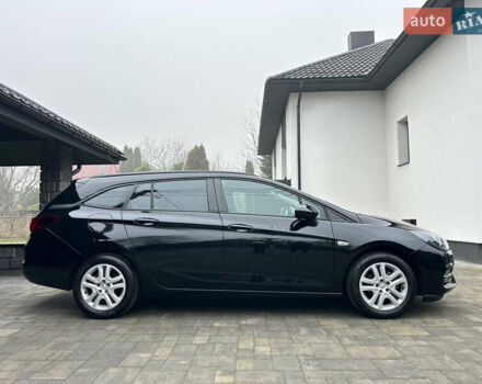 Чорний Опель Астра, об'ємом двигуна 1.5 л та пробігом 103 тис. км за 14499 $, фото 3 на Automoto.ua