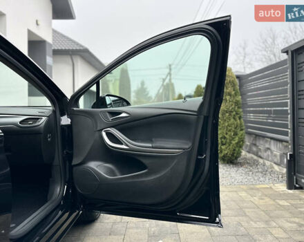 Чорний Опель Астра, об'ємом двигуна 1.5 л та пробігом 103 тис. км за 14499 $, фото 65 на Automoto.ua