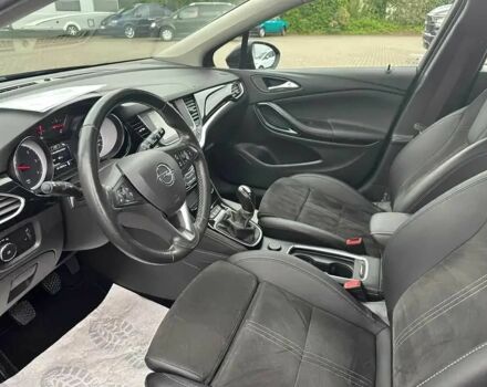 Черный Опель Астра, объемом двигателя 1.5 л и пробегом 22 тыс. км за 11000 $, фото 6 на Automoto.ua