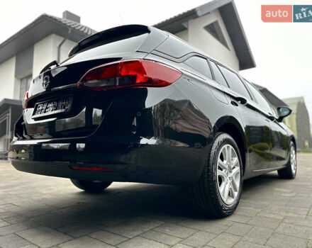 Чорний Опель Астра, об'ємом двигуна 1.5 л та пробігом 103 тис. км за 14499 $, фото 6 на Automoto.ua