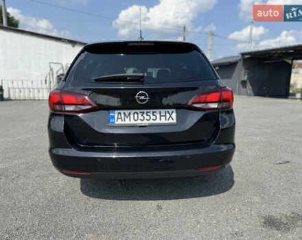 Черный Опель Астра, объемом двигателя 1.5 л и пробегом 122 тыс. км за 13950 $, фото 3 на Automoto.ua