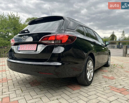 Черный Опель Астра, объемом двигателя 1.5 л и пробегом 125 тыс. км за 13700 $, фото 10 на Automoto.ua