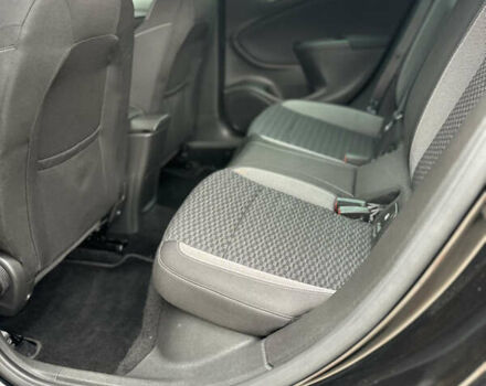 Черный Опель Астра, объемом двигателя 1.5 л и пробегом 125 тыс. км за 13700 $, фото 24 на Automoto.ua