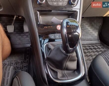 Черный Опель Астра, объемом двигателя 1.5 л и пробегом 120 тыс. км за 13500 $, фото 23 на Automoto.ua