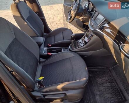 Черный Опель Астра, объемом двигателя 1.5 л и пробегом 120 тыс. км за 13500 $, фото 37 на Automoto.ua
