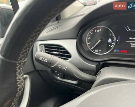 Черный Опель Астра, объемом двигателя 1.5 л и пробегом 134 тыс. км за 14490 $, фото 17 на Automoto.ua