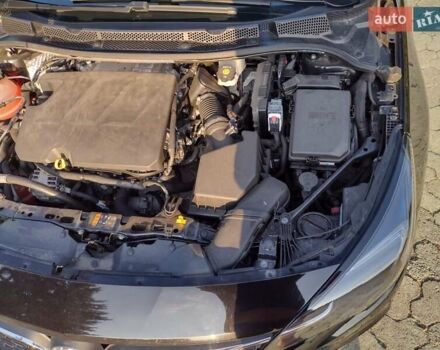 Черный Опель Астра, объемом двигателя 1.5 л и пробегом 120 тыс. км за 13500 $, фото 14 на Automoto.ua