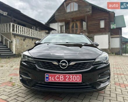 Черный Опель Астра, объемом двигателя 1.5 л и пробегом 125 тыс. км за 13700 $, фото 2 на Automoto.ua