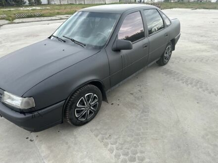 Опель Астра 1991 в Харькове на Automoto.ua Черный Опель Астра, объемом двигателя 1.6 л и пробегом 300 тыс. км за 1450 $, фото 1 на Automoto.ua