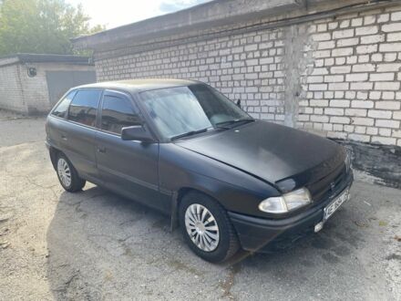 Опель Астра 1992 в Днепре (Днепропетровске) на Automoto.ua Черный Опель Астра, объемом двигателя 1.6 л и пробегом 256 тыс. км за 1400 $, фото 1 на Automoto.ua